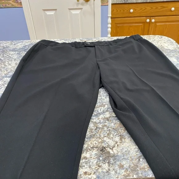 Women’s CJ BANKS Petite Black Pants - Picture 1 of 2